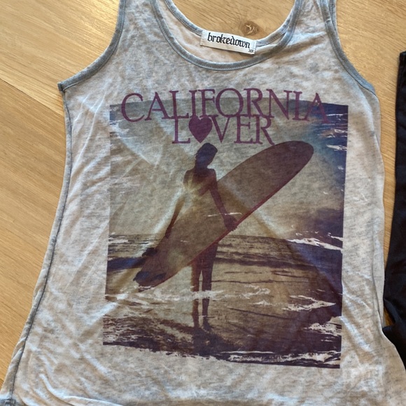 Tank Tops Women by Brokedown and Billabong 🏄🏻‍♀️🍍🌺 - Picture 3 of 8
